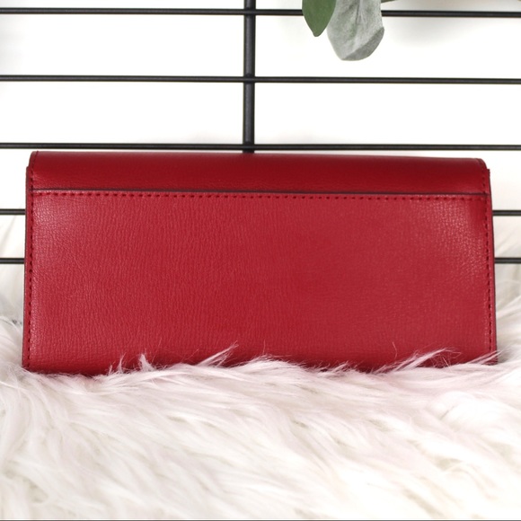 Michael Kors Large Carryall Wallet - Picture 2 of 4